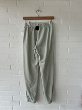 Load image into Gallery viewer, John Galt Pants Size Small
