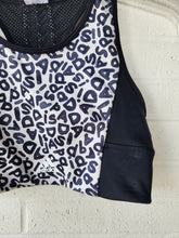 Load image into Gallery viewer, Adidas Sports Bra Size Small
