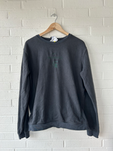 Load image into Gallery viewer, Nike Sweatshirt Size Extra Large
