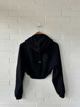 Load image into Gallery viewer, Alo Sweatshirt Size Small
