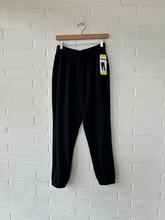 Load image into Gallery viewer, Fila Athletic Pants Size Small
