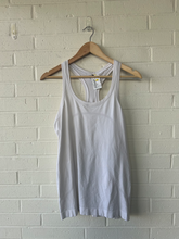 Load image into Gallery viewer, Lulu Lemon Athletic Top Size Large
