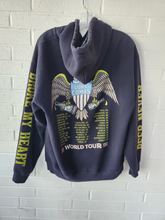 Load image into Gallery viewer, Gildan Sweatshirt Size Large
