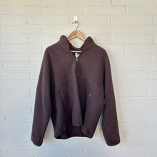 Load image into Gallery viewer, Sweatshirt Size Medium

