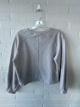 Load image into Gallery viewer, Abercrombie &amp; Fitch Sweatshirt Size Extra Small
