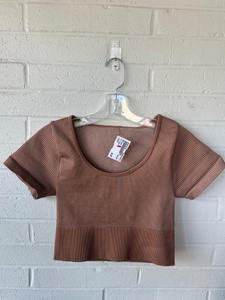 Offline Short Sleeve Top Size Medium