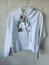 Load image into Gallery viewer, Champion Sweatshirt Size Small
