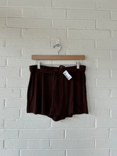 Load image into Gallery viewer, Skims Shorts Size Large
