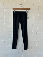 Load image into Gallery viewer, Gym Shark Athletic Pants Size Small
