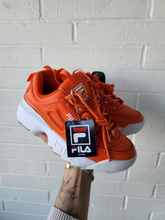 Load image into Gallery viewer, Fila Casual Shoes Womens 8
