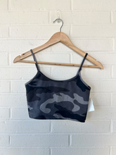 Load image into Gallery viewer, Tna Tank Top Size Extra Small
