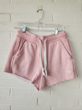 Load image into Gallery viewer, Champion Shorts Size Medium
