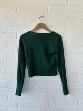 Load image into Gallery viewer, Chicka D Long Sleeve Top Size Small
