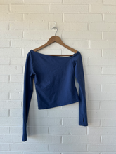 Load image into Gallery viewer, Edikted Long Sleeve Top Size Small
