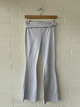 Load image into Gallery viewer, Edikted Pants Size Medium
