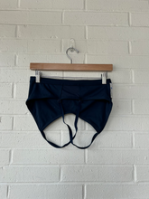 Load image into Gallery viewer, Gym Shark Sports Bra Size Medium
