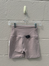 Load image into Gallery viewer, Beyond Yoga Athletic Shorts Size Small
