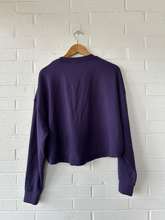 Load image into Gallery viewer, Gym Shark Athletic Top Size Medium
