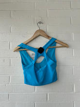 Load image into Gallery viewer, Lululemon Athletic Top Size Small
