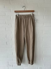 Load image into Gallery viewer, John Galt Pants Size Small
