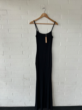 Load image into Gallery viewer, Skims Maxi Dress Size Medium
