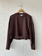 Load image into Gallery viewer, Gym Shark Athletic Top Size Medium

