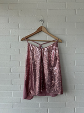 Load image into Gallery viewer, Tank Top Size 2XL
