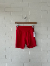 Load image into Gallery viewer, Athletic Shorts Size Small
