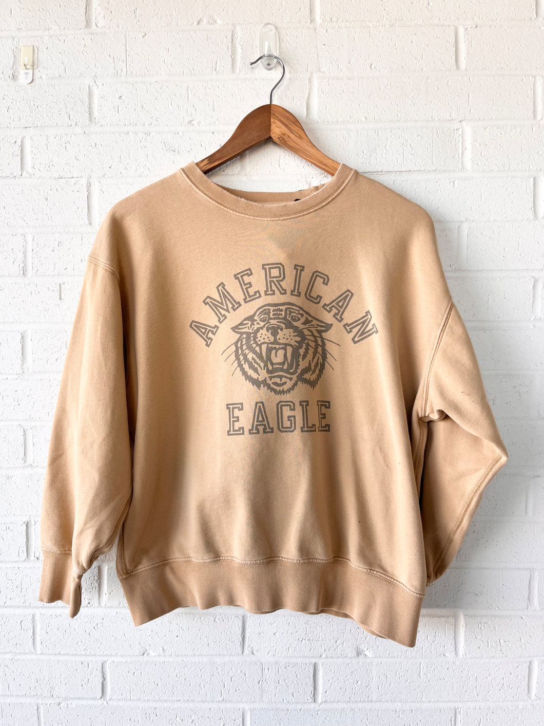American Eagle Sweatshirt Size Extra Small