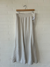Load image into Gallery viewer, Aerie Pants Size Large
