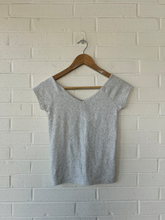 Load image into Gallery viewer, American Eagle Short Sleeve Top Size Medium
