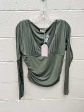 Load image into Gallery viewer, Meshki Long Sleeve Top Size XXL
