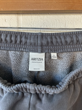 Load image into Gallery viewer, Aritzia Pants Size Small
