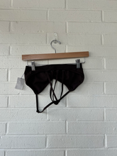 Load image into Gallery viewer, Sports Bra Size Small
