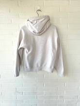 Load image into Gallery viewer, Aritzia Sweatshirt Size Medium
