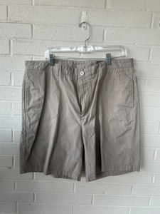 Vineyard Vines Shorts Size 38