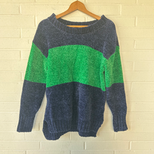 Load image into Gallery viewer, Offline Sweater Size Small

