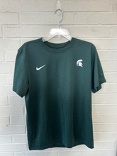 Load image into Gallery viewer, Nike Dri Fit Athletic Top Size Medium
