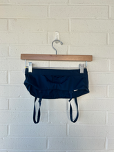 Load image into Gallery viewer, Gym Shark Sports Bra Size Small
