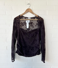 Load image into Gallery viewer, Abercrombie &amp; Fitch Long Sleeve Top Size Extra Large
