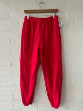 Load image into Gallery viewer, Lulu Lemon Athletic Pants Size Small
