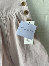Load image into Gallery viewer, American Eagle Short Skirt Size Extra Small
