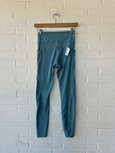 Load image into Gallery viewer, Gym Shark Athletic Pants Size Small
