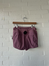Load image into Gallery viewer, Lulu Lemon Athletic Shorts Size 5/6
