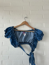 Load image into Gallery viewer, Edikted Short Sleeve Top Size Medium
