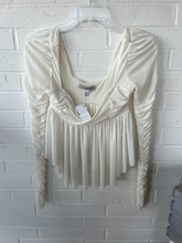 Load image into Gallery viewer, Urban Outfitters ( U ) Long Sleeve Top Size Medium
