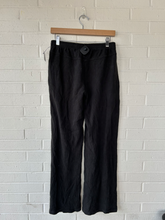 Load image into Gallery viewer, Brandy Melville Pants Size Small

