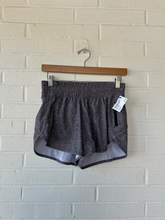 Load image into Gallery viewer, Lulu Lemon Athletic Shorts Size 5/6
