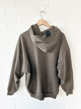 Load image into Gallery viewer, Lulu Lemon Sweatshirt Size Medium
