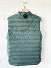 Load image into Gallery viewer, Lulu Lemon Outerwear Size Extra Small

